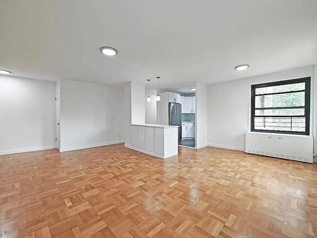 Photo - 210 Clinton Ave