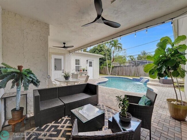 Photo - 4960 SW 89th Ave