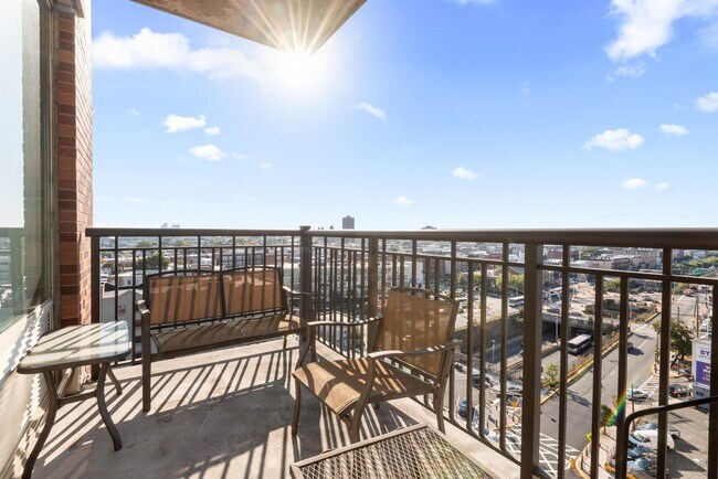 Photo - 3312 HUDSON Ave Unit 10B