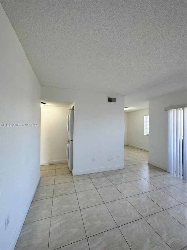 Photo - 6214 SW 131st Ct Unit 201