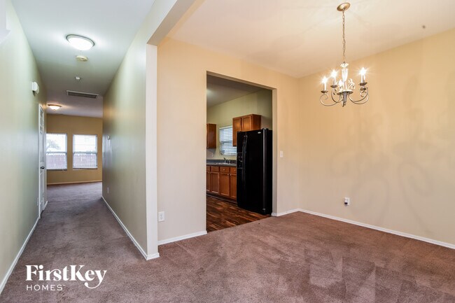 Photo - 3418 Charterhall Ln