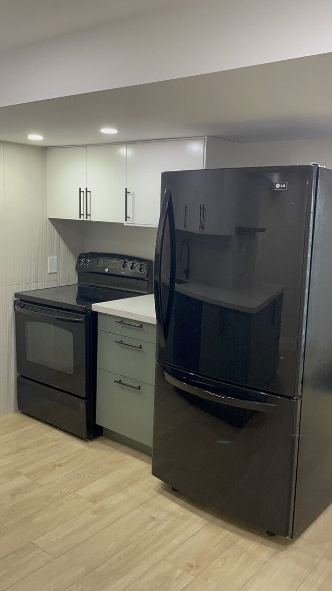 Photo - 2123 Nipigon Dr Unit BSMT
