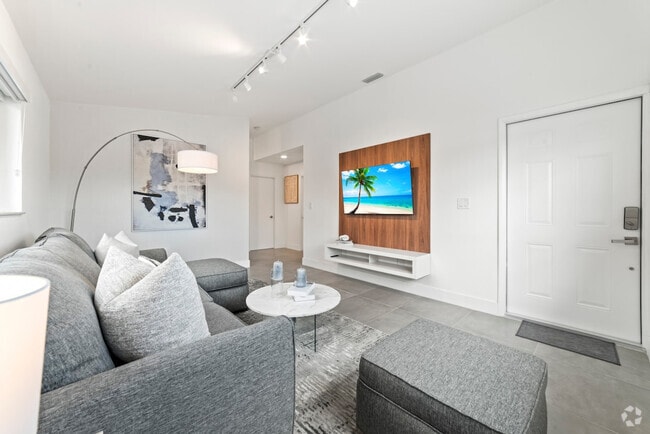 Building Photo - 2776 W 71st Pl Rental