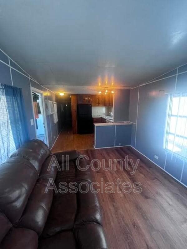 Photo - 1844 Mary Ln