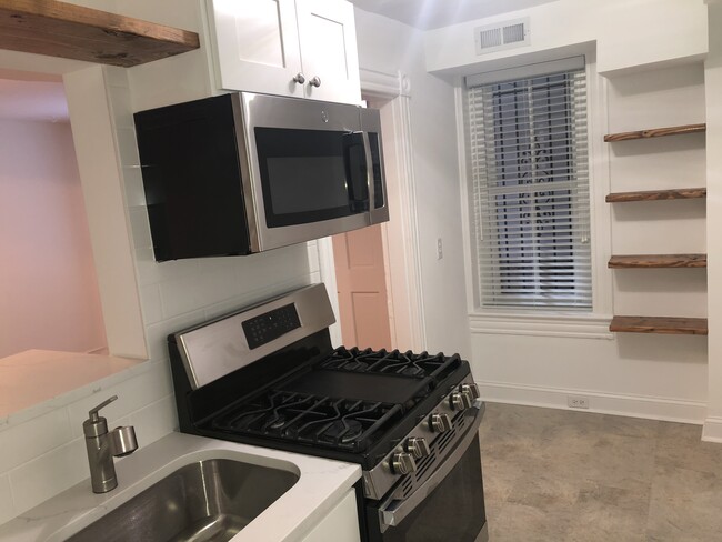 Photo - 2508 Cliffbourne Pl NW Unidad Garden Apartment