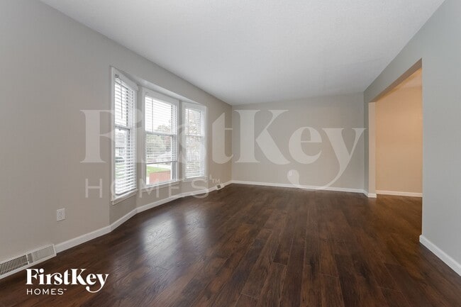 Photo - 1300 SW 22nd St