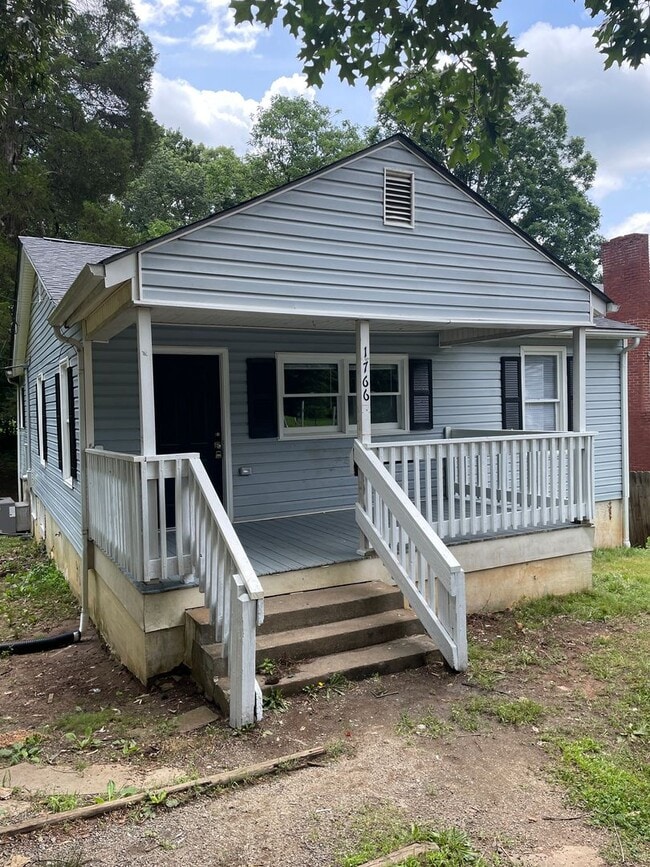 Photo - 1766 E Sprague St House