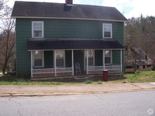 Building Photo - 1BD/1BA Duplex Available Now in Newry! Unit A Rental