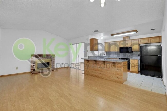 Photo - 3237 Irvindale Way