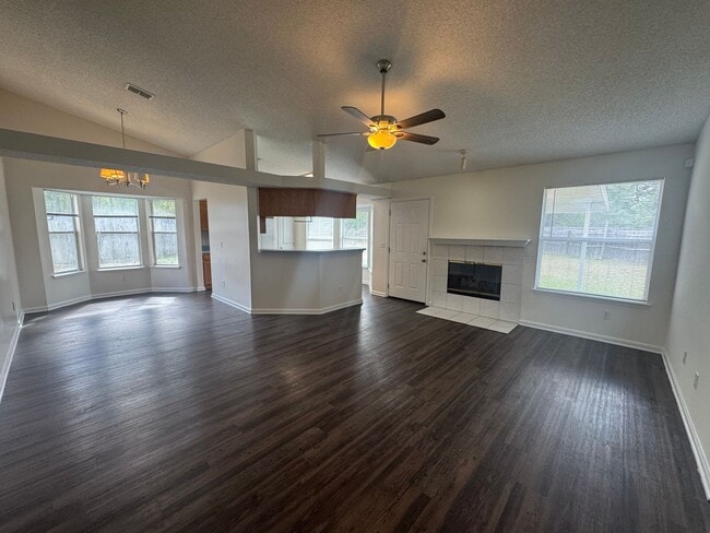 Photo - Available Now! FarmWay 3/2 Single-Family Home