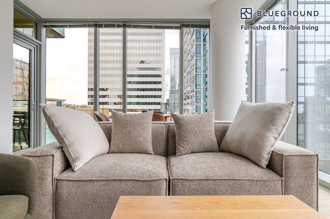 Photo - 201 N Garland Ct Unit FL30-ID1392