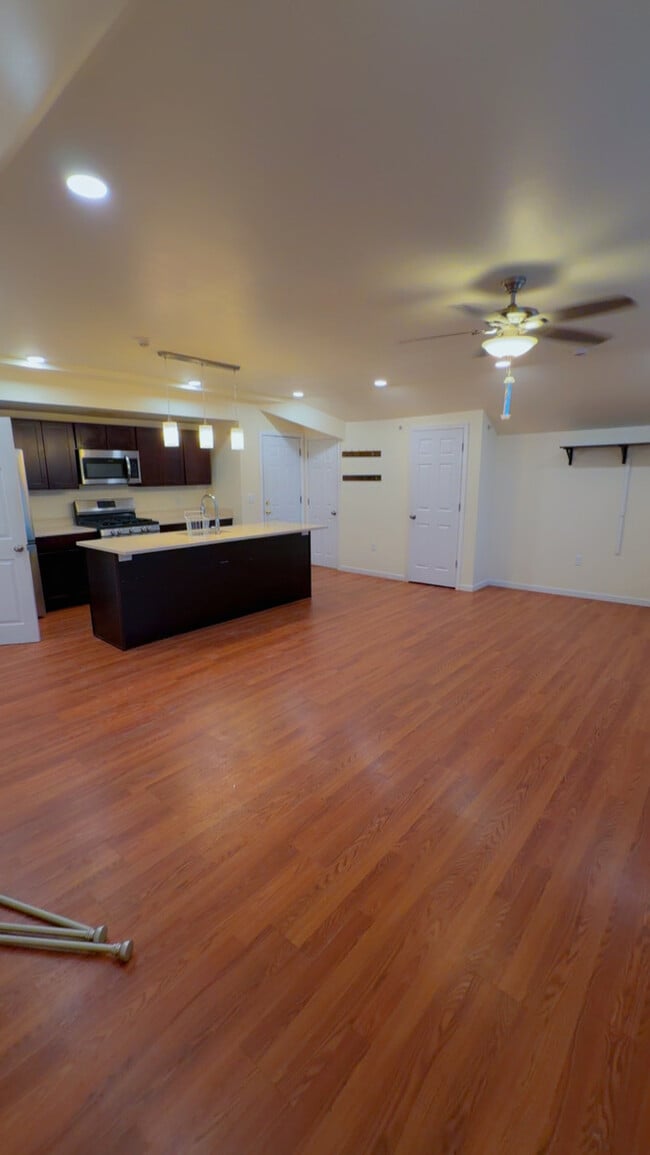 Photo - 171 Schiller St Unit A01