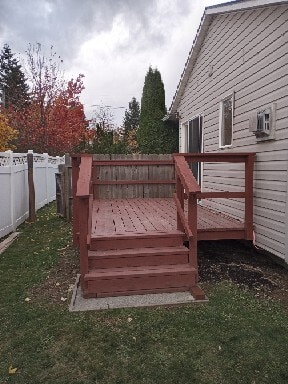 back deck with slider - 1605 Cedar St