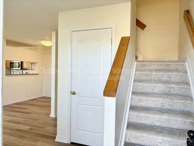 Photo - 930 Button Rock Dr
