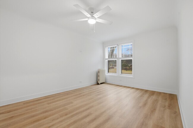 1125 Davis St./ 1603-11 Ridge Ave.