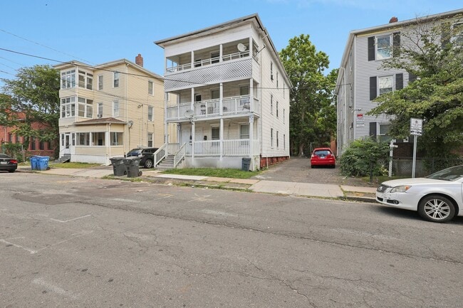 Building Photo - 12 Orange St Rental