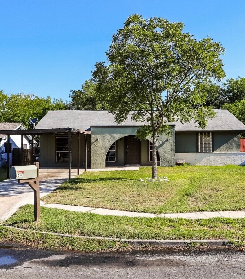 Photo - 6807 Blue Lake Dr Casa