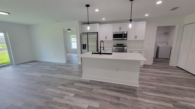 Photo - 20422 Dial Ave