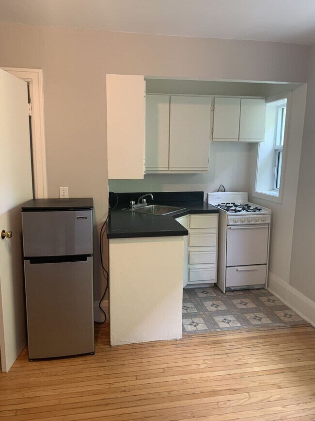 Photo - 28 Balmoral Ave. Unit 105