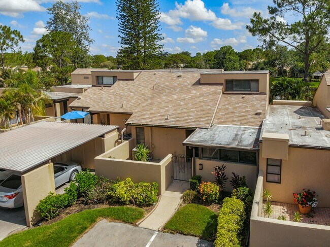 Photo - RARE 3 BEDROOM/ 2 BATH IN THE HIGHLY DESIR... Unit 54