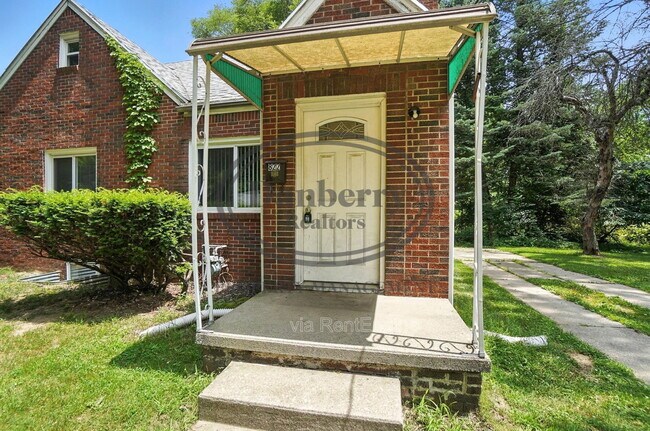 Photo - 822 Searles Rd