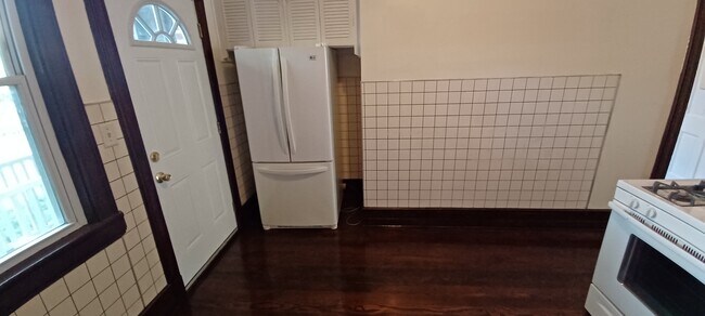 Photo - 262 Bond St Unit 262