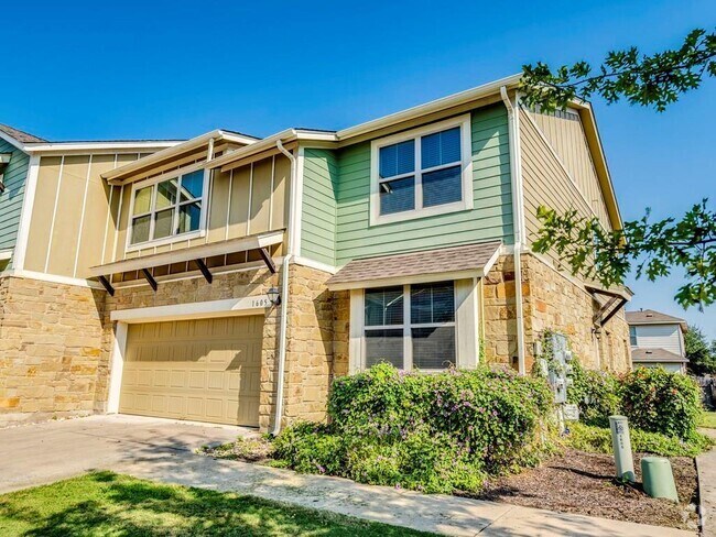 Building Photo - 1620 Bryant Dr Unit 1605 Rental