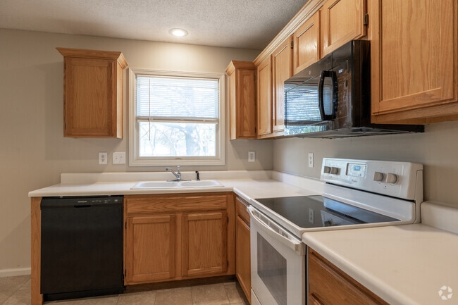 3BR, 2.5BA - 1350 SF - Wildcat Run