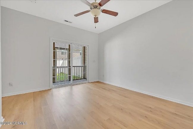 Photo - 138 Waterstone Ln