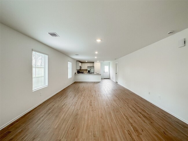 Photo - 1495 Las Cuevas Dr
