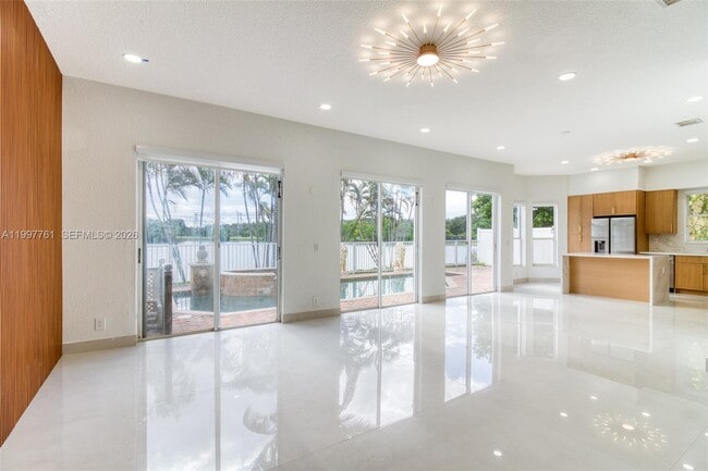 Photo - 5363 SW 38th Ave