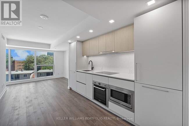 Photo - 609 Sherbourne St Unit 407