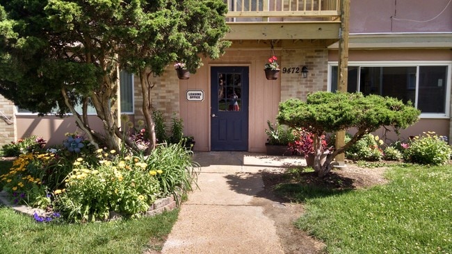 Photo - Eden Rock Apartments