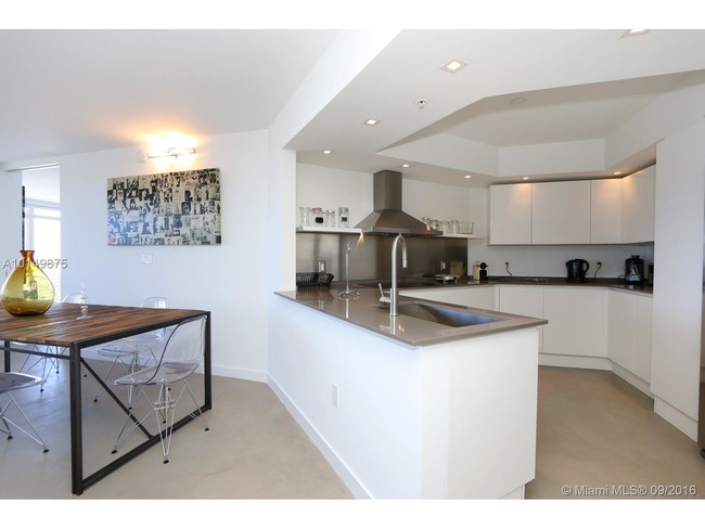 Photo - 1900 Sunset Harbour Dr Unit #