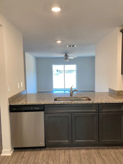 Photo - 11 Ripcord Ln