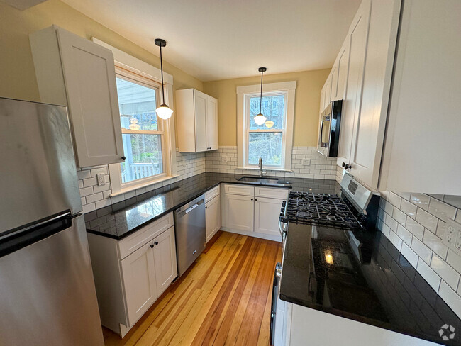 Building Photo - 11 Aubin St Unit 2 Rental