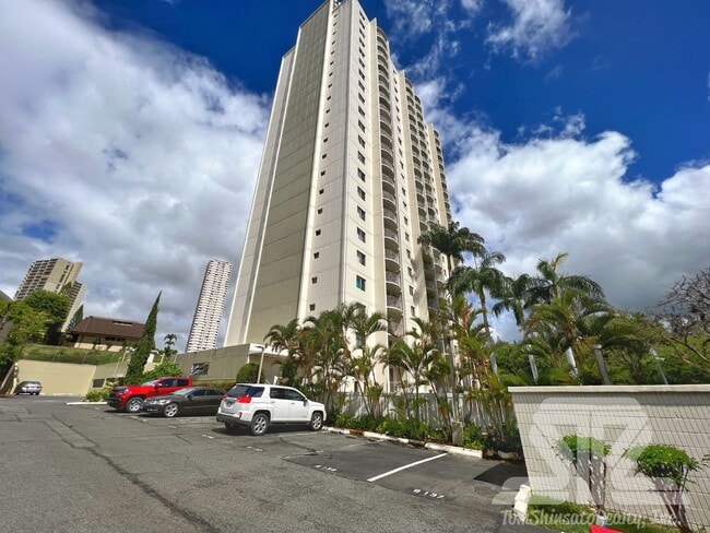 Building Photo - 1 Bedroom | 1 Bathroom | in Aiea