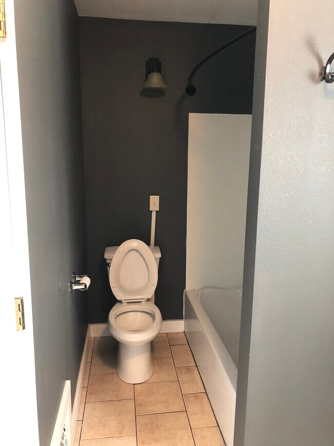 Photo - 218 Van Brunt St