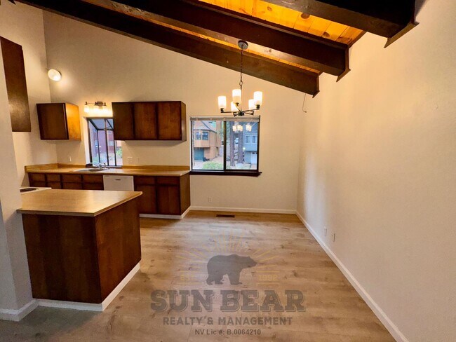 Photo - 1033 Tomahawk Trail Unit 1033 Tomahawk B