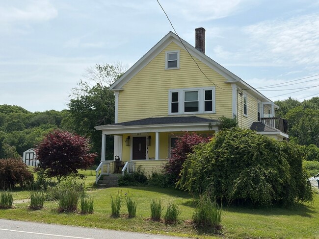 Building Photo - 588 Hartford Ave W