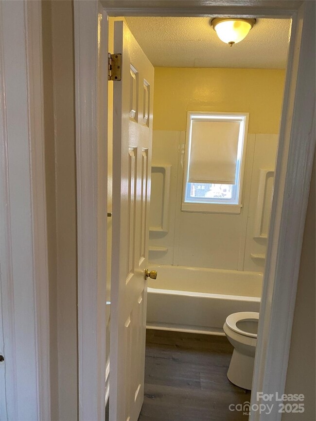 Photo - 3100 Zircon St Unidad 1