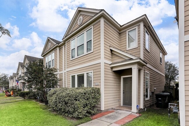 Photo - 8034 Grow Ln