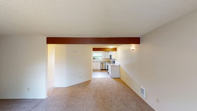 Photo - Charming Condo in the Heart of Oak Harbor!...