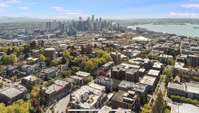 Photo - 1415 1st Ave N Apartments