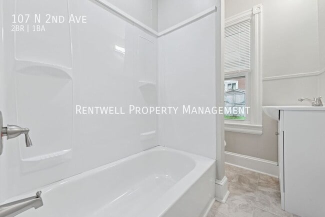 Photo - 107 N 2nd Ave