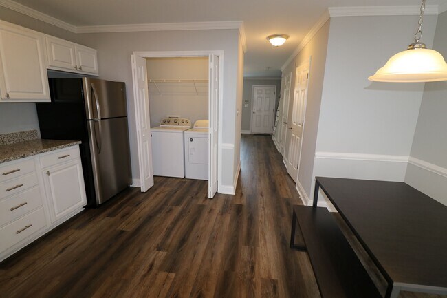 Photo - 2509 Vesson Ave