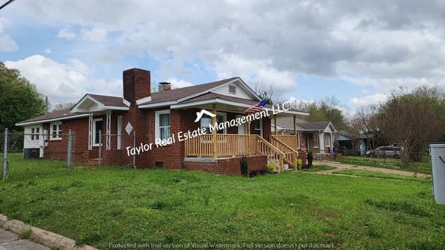 Photo - 201 S Spurr St