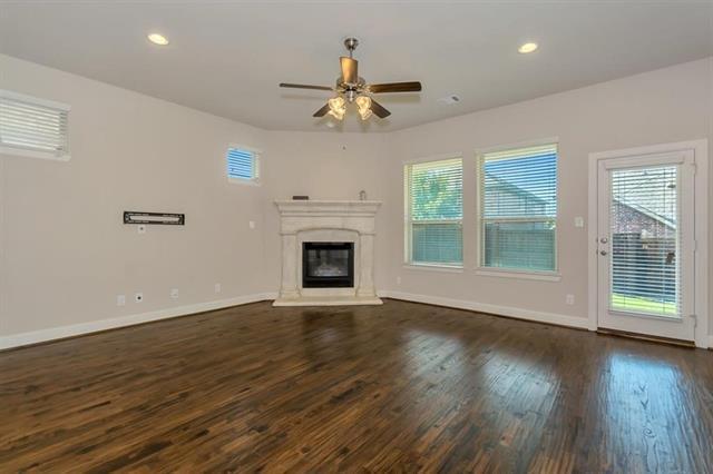 Photo - 307 Palacio St