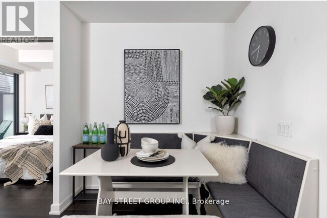 Photo - 25 Richmond St E Unit 2208