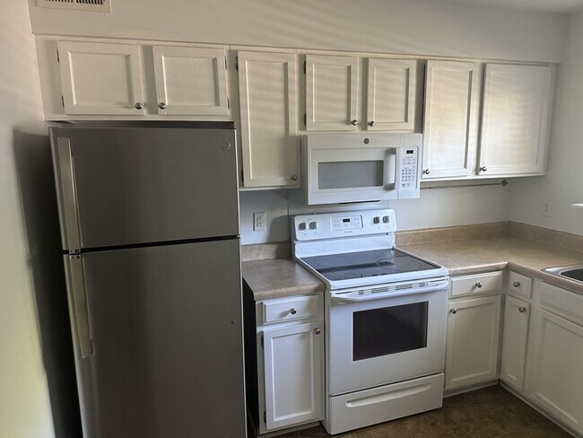 Photo - 2900 Heathstead Place